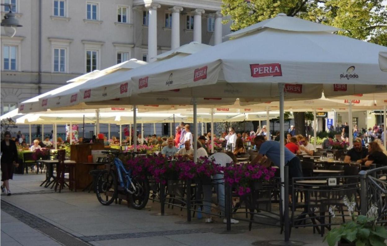 Hotelowe Pokoje Paris -Rynek Centrum- City One Kielce Exteriör bild